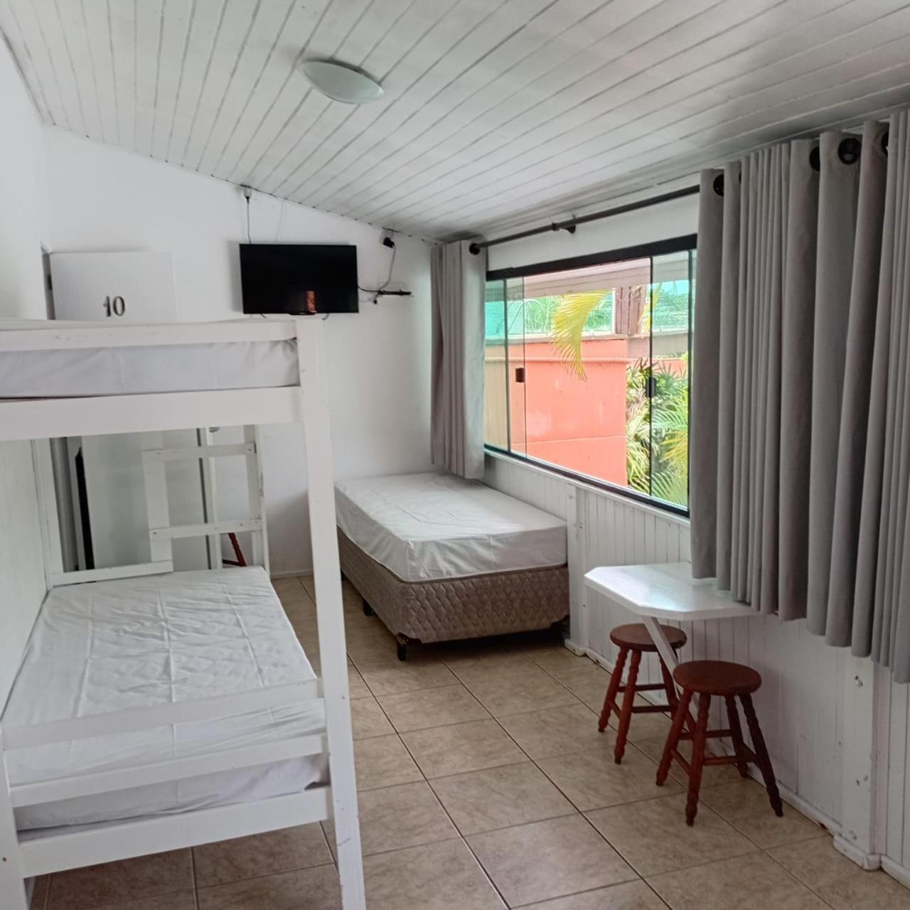 Pousada Gaivotas Do Guarau Peruíbe Habitación foto